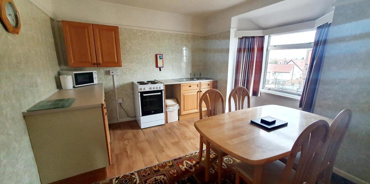Beach Court Holiday Apartments Skegness Eksteriør bilde