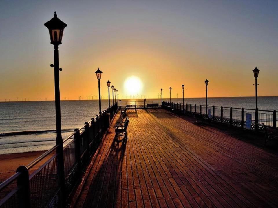 Beach Court Holiday Apartments Skegness Eksteriør bilde