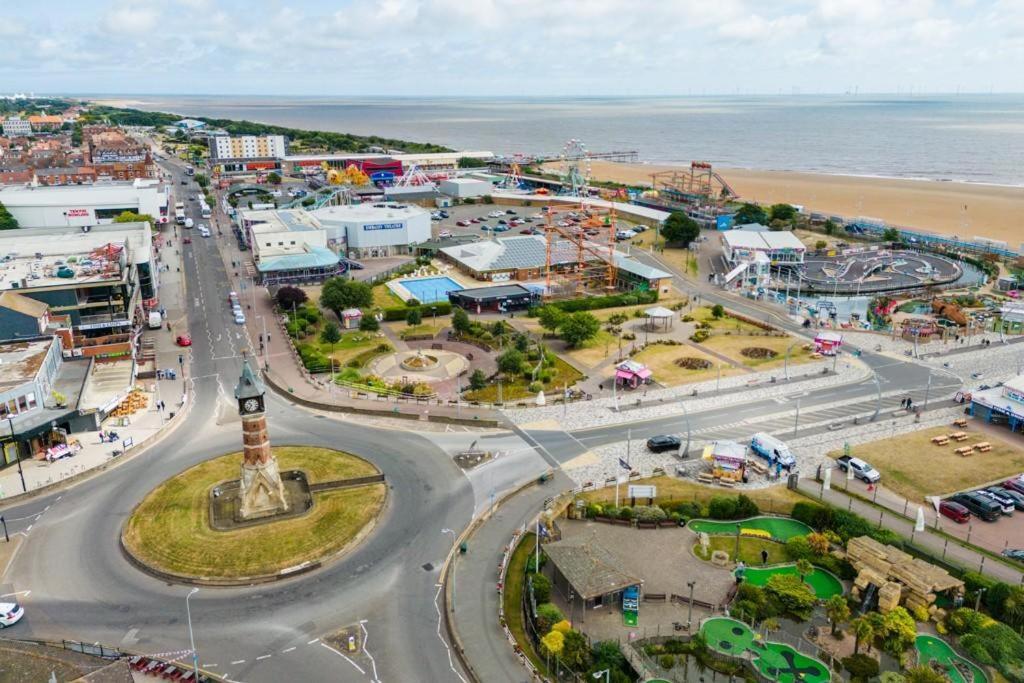 Beach Court Holiday Apartments Skegness Eksteriør bilde