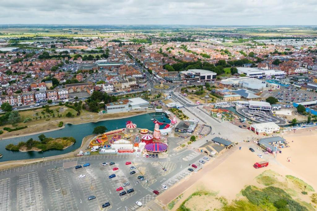 Beach Court Holiday Apartments Skegness Eksteriør bilde
